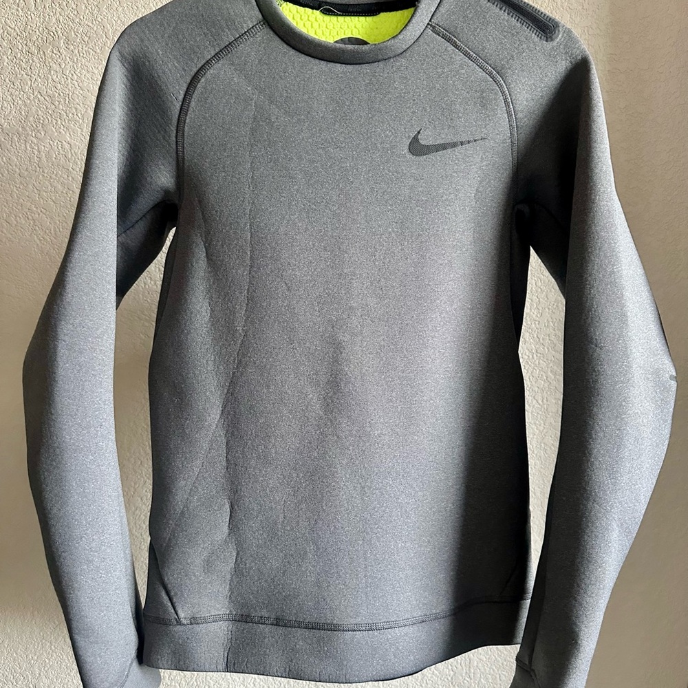 Nike Therma-Fit Gray and Neon Green Sweatshirt